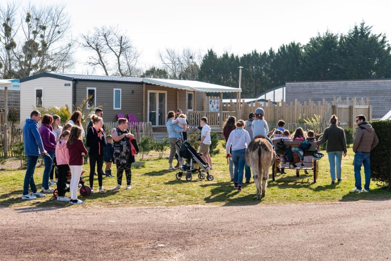 Camping Les Carolins Saint-Lo-d'Ourville ภายนอก รูปภาพ